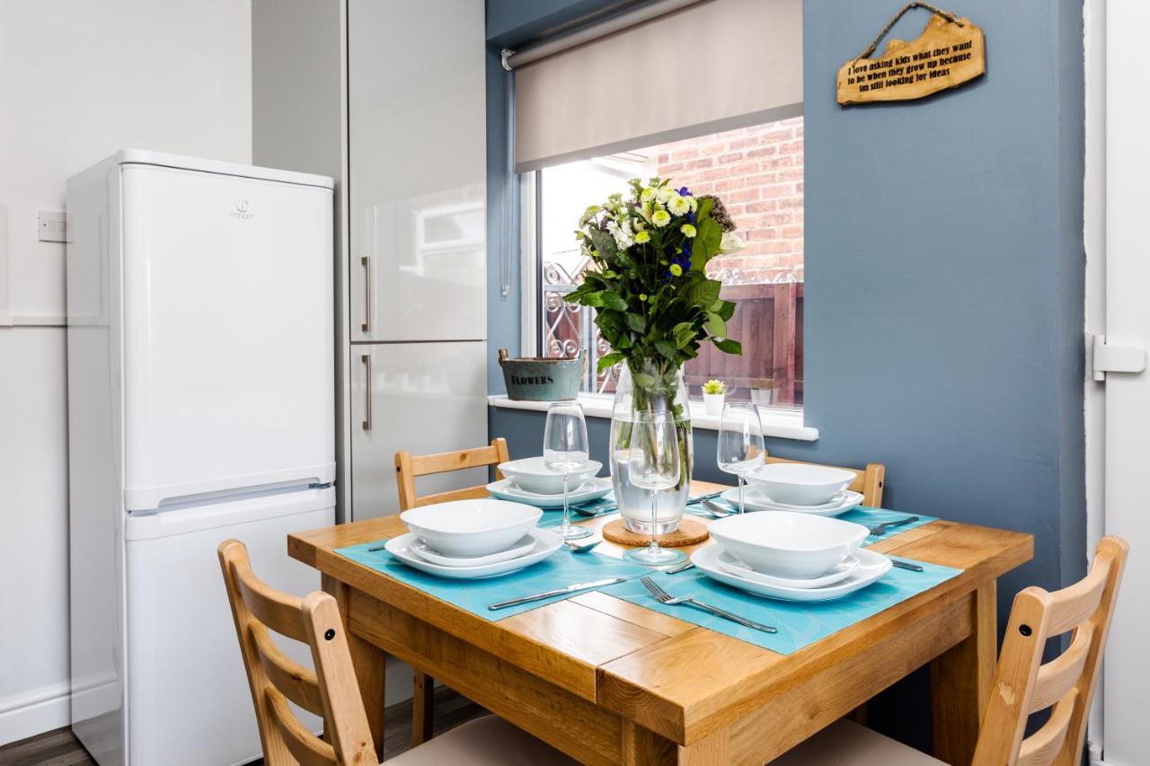 Hillside House - 2 Bedrooms Parking Wi-Fi Hospital Blackpool Exteriér fotografie